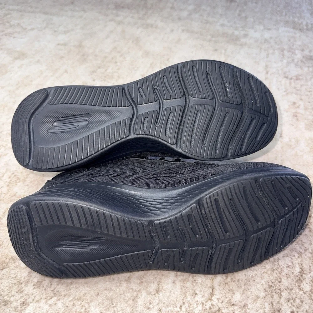 Skechers Skech-Lite Pro Women's Size 8.5 Black Running Shoes Sneakers 149991W